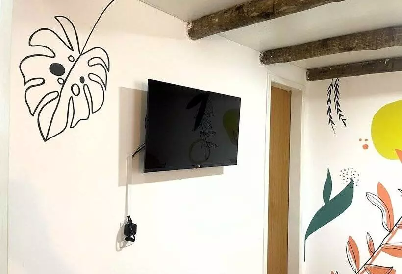 簡易ホテル Pousada Atenas