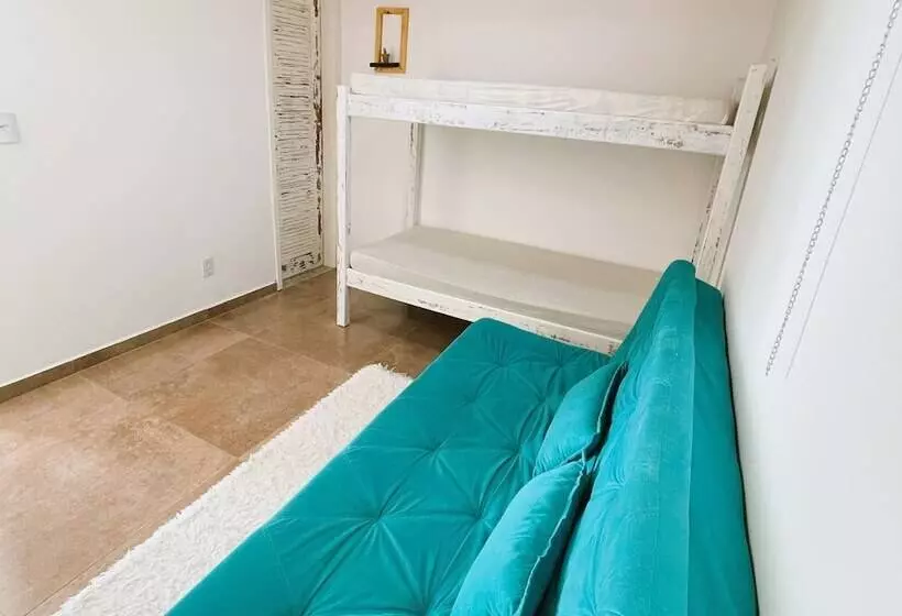 簡易ホテル Pousada Atenas