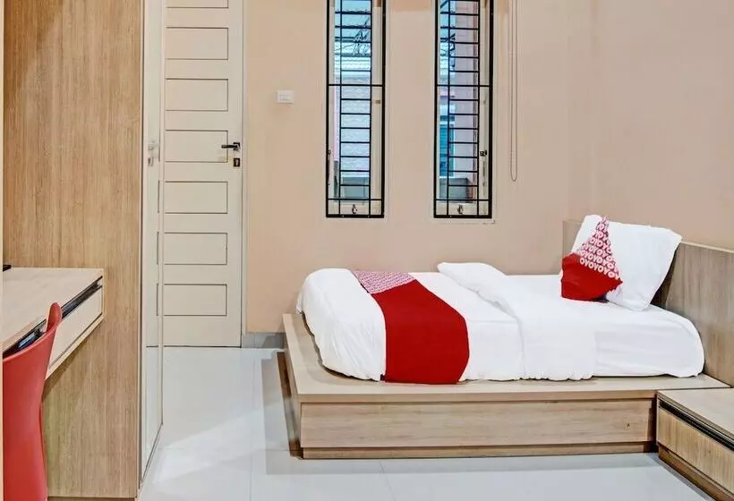 Hotelli Ameera Homestay Syariah By Oyo