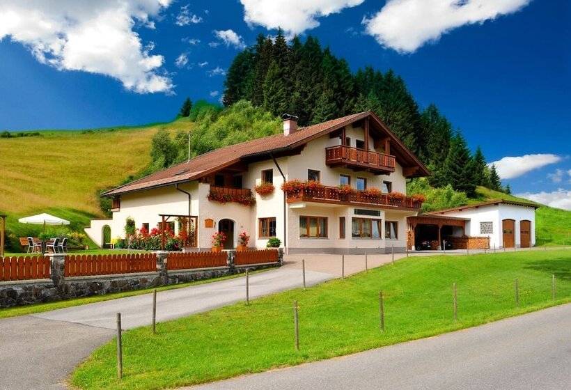 Отель Bergquell Tirol