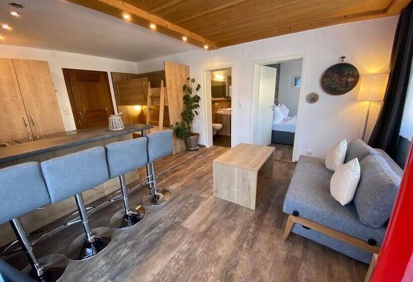 Отель Bergquell Tirol