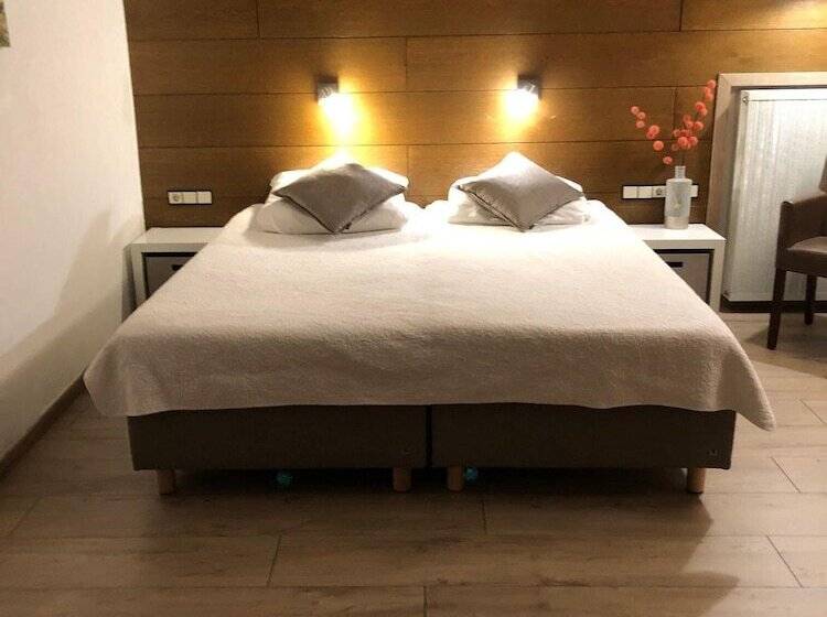 Отель Bergquell Tirol