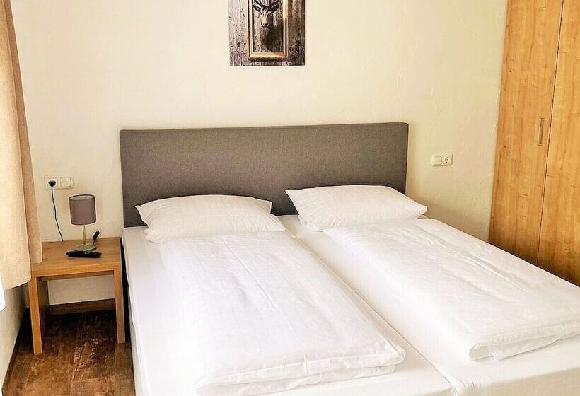 Отель Bergquell Tirol