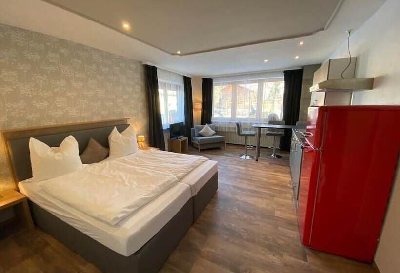 Отель Bergquell Tirol