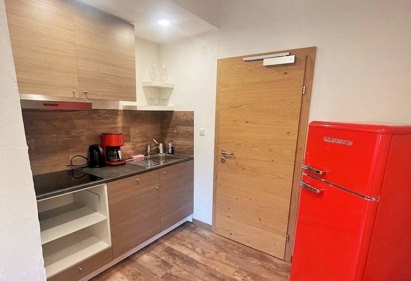 Отель Bergquell Tirol