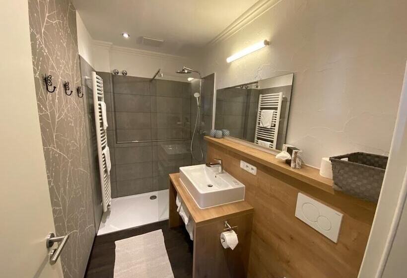 Отель Bergquell Tirol