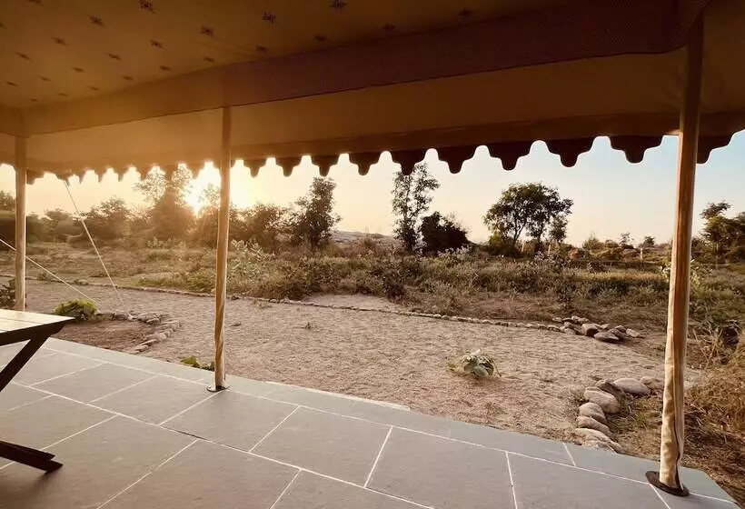 Hotelli Dera Jawai   Best Safari Lodge In Jawai Bandh