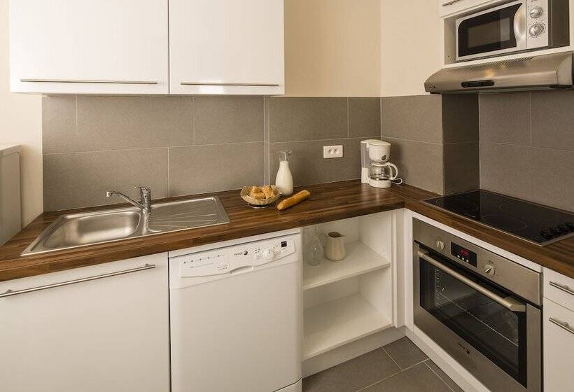 Отель Appartements De L Hélios îles Des Embiez