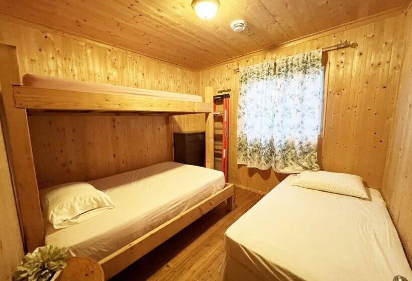 Szálloda Lake Onaping Lodge