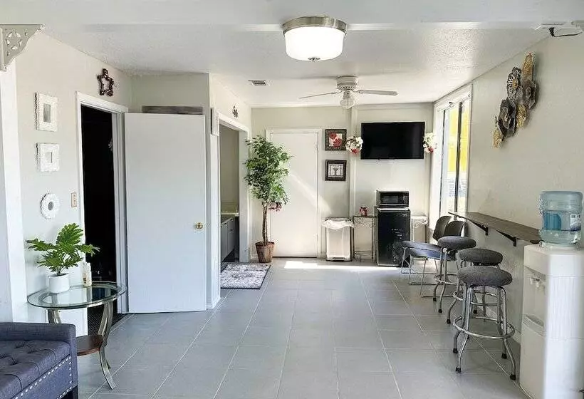 ホテル Paradise Inn By Oyo