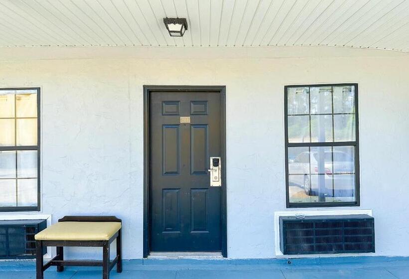 فندق Paradise Inn By Oyo