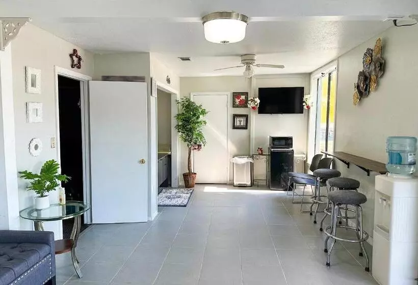 ホテル Paradise Inn By Oyo