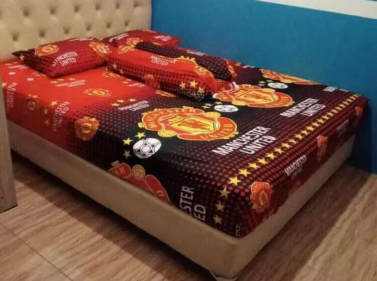 Hotelli Penginapan Banyu Biruku