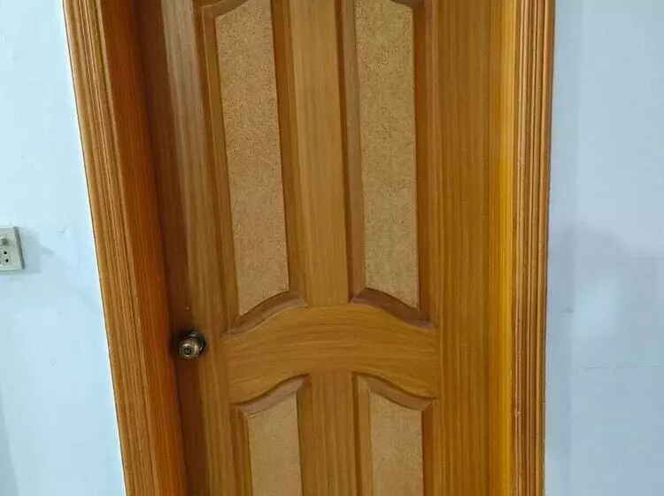 هتل Royal Luxury Multan