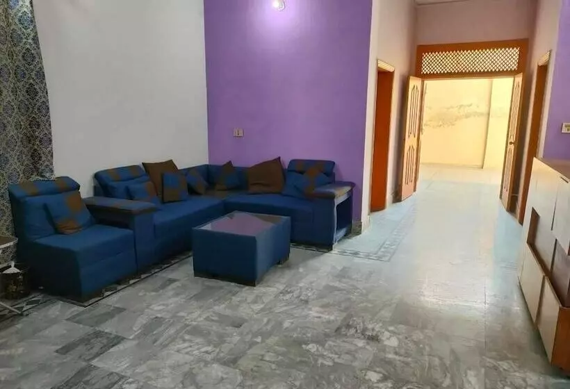 هتل Royal Luxury Multan