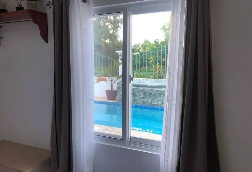 ホテル Tequila Cove