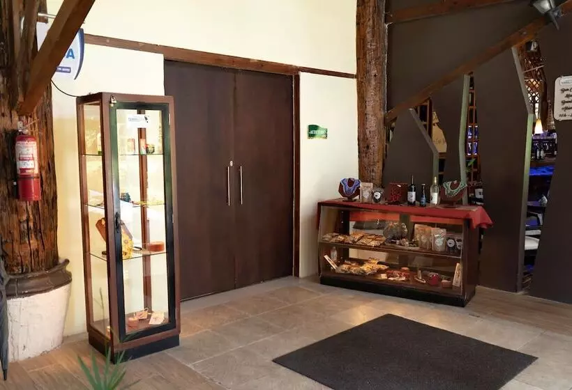 Hotelli Terra Luna Lodge