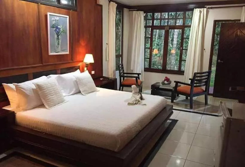 Hotelli Terra Luna Lodge