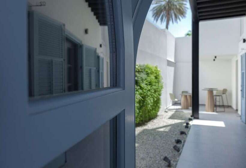 هتل The Sendal Boutique