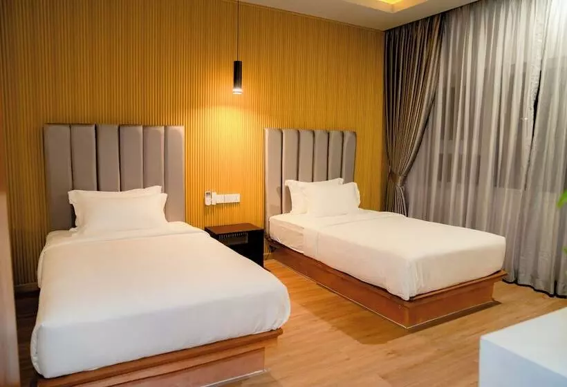 Koh Apikjun Resort By Ehm