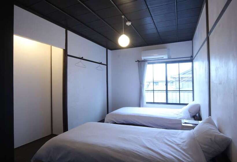 بنسيون Umekiya