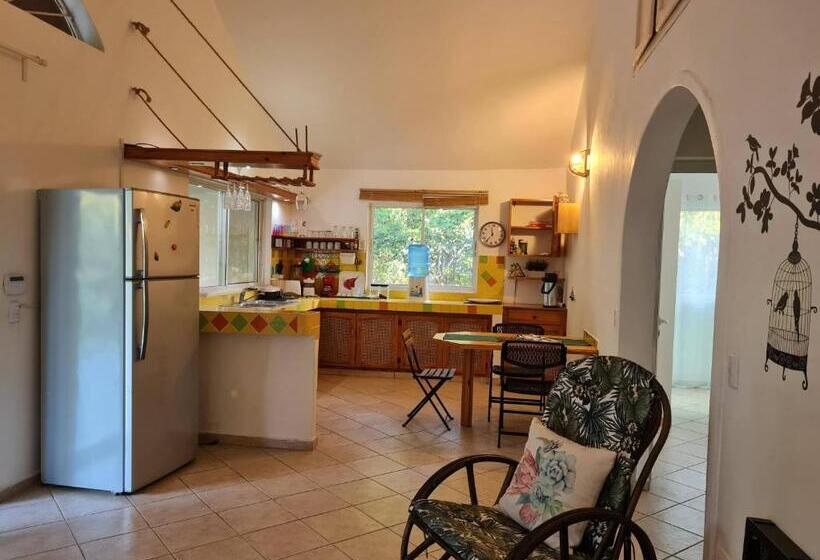 پانسیون Villa Sonrisa Casa De Huespedes