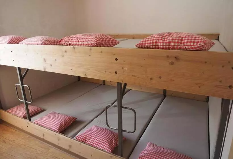 Retkeilymaja Tgantieni Sot   Haus Mit Herz