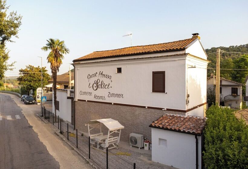 مبيت وإفطار Guest House I Salici