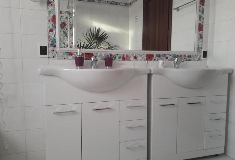 مبيت وإفطار Le 3 Camelie Malpensa