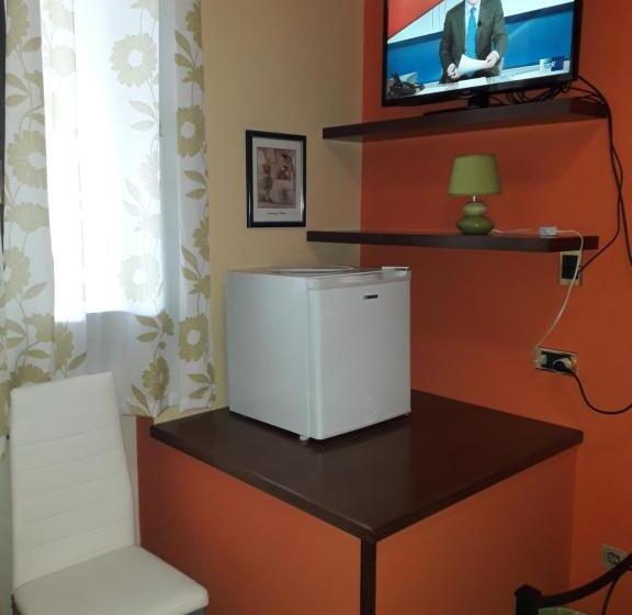 مبيت وإفطار Le 3 Camelie Malpensa