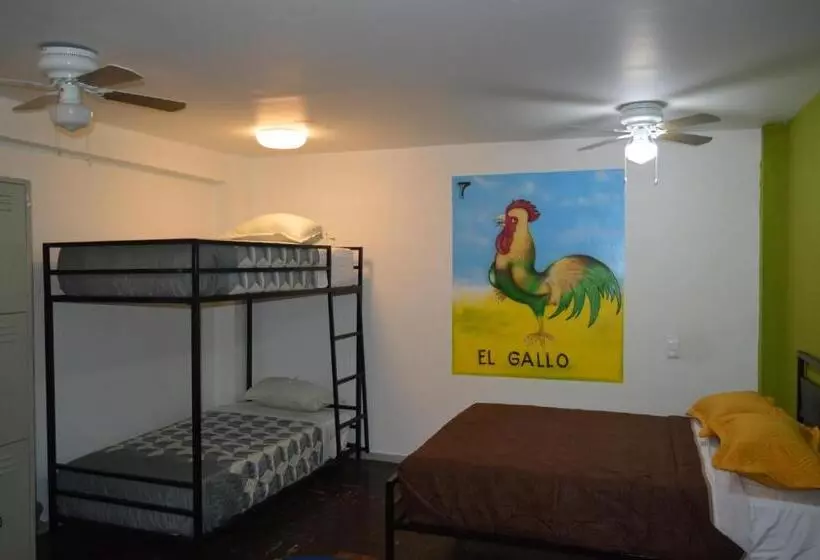 De Los Reyes Hostal