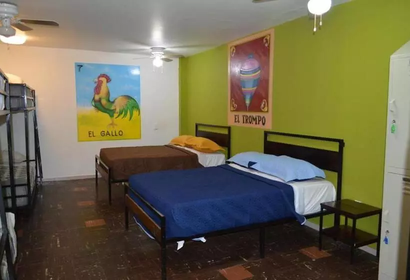 De Los Reyes Hostal