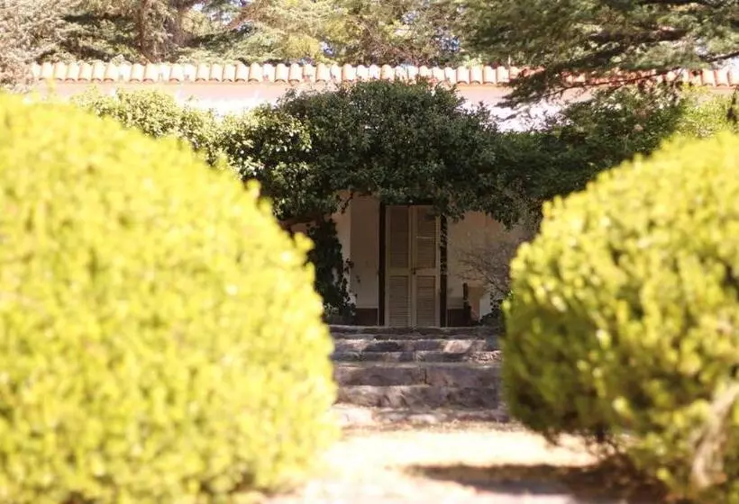 Hosteria Y Cabañas Los Mimbres