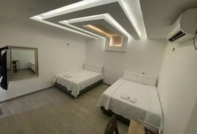 ホテル Dubai Curumani