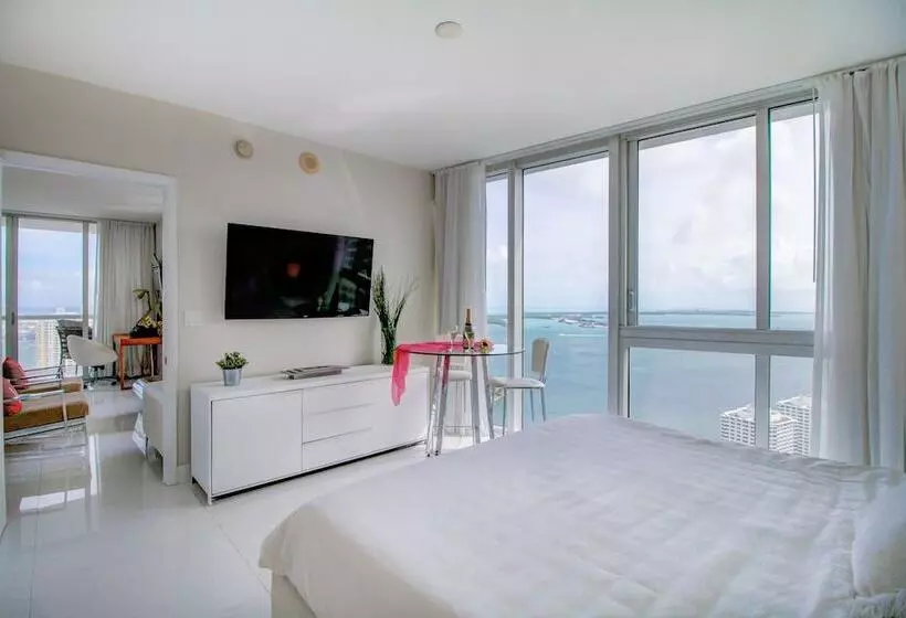 هتل Icon Brickell W Residences