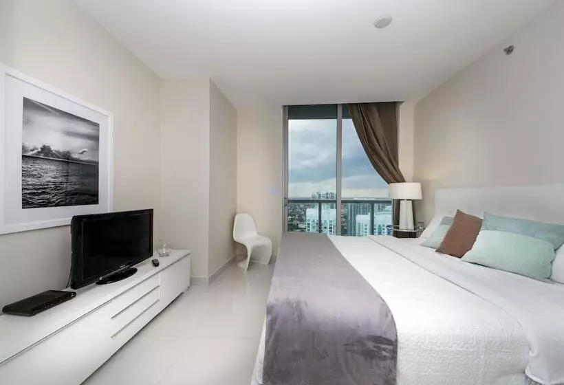 هتل Icon Brickell W Residences