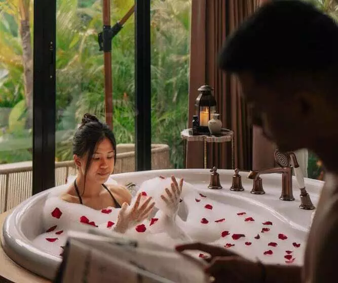 Hotelli Magical Jungle Resort And Spa