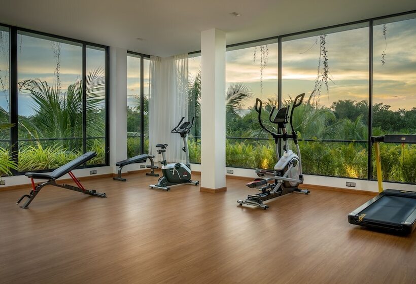 فندق Waka Villa Private Resort & Spa 16 + Adults Only