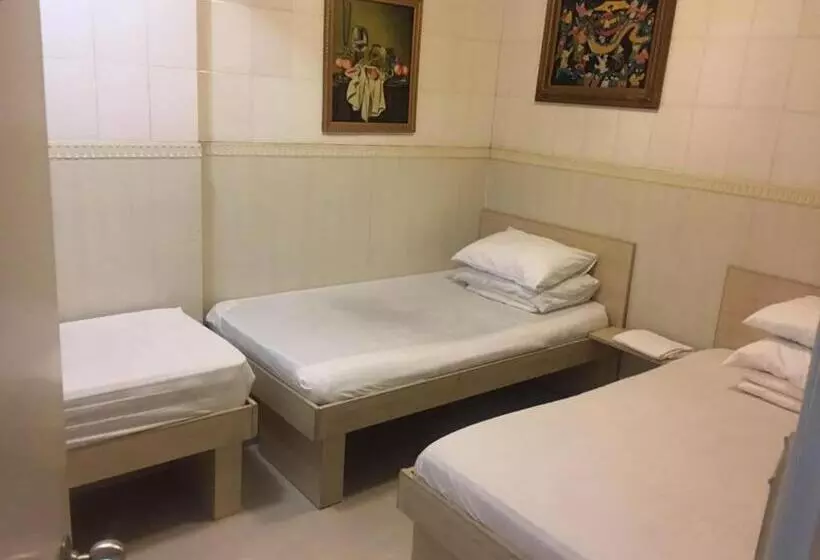 پانسیون Aries Guest House