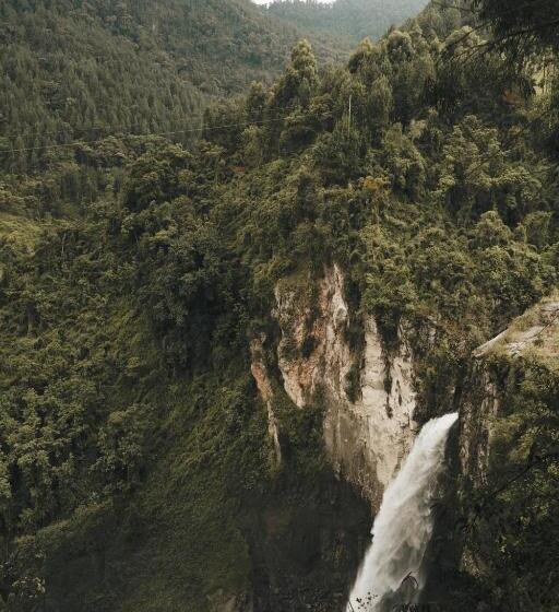 پانسیون La Laguna Hostal