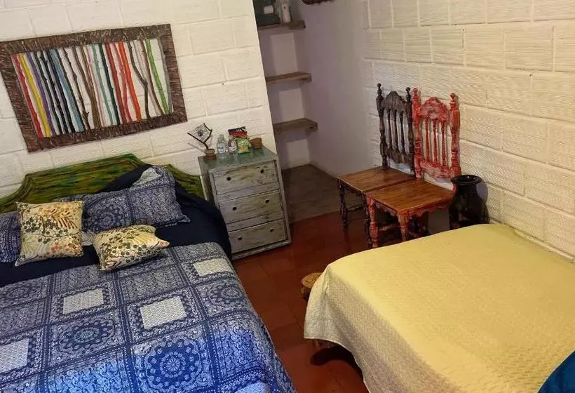 ペンション La Laguna Hostal