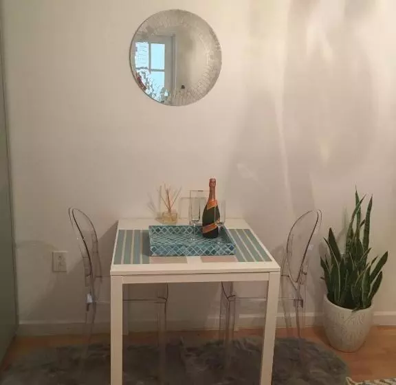 پانسیون Miami Private Guest House