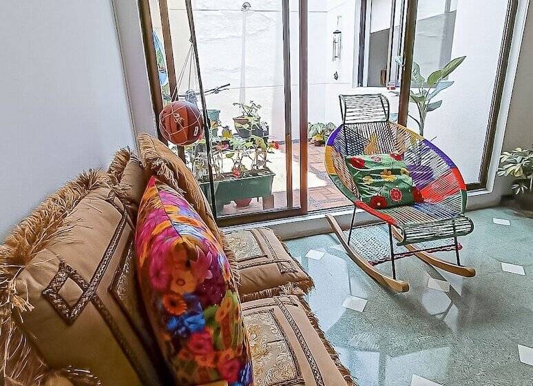 پانسیون Moradia Laureles Medellin