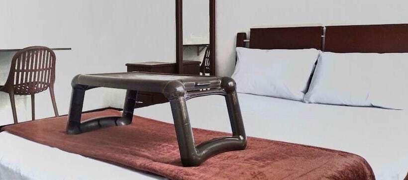 پانسیون Moradia Laureles Medellin