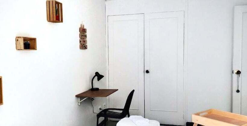 پانسیون Moradia Laureles Medellin