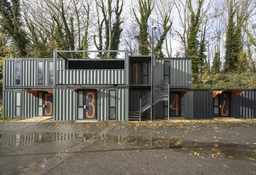 Hostel Conteneurs   Ville Haute