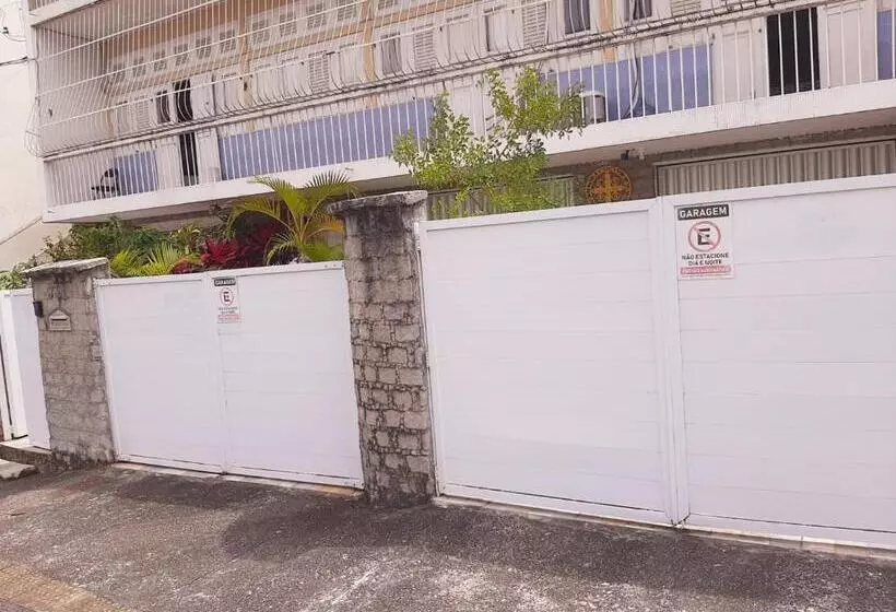 تختخواب و صبحانه Quartos Aconchegantes Prox Pelourinho, Metrô E Arena F Nova