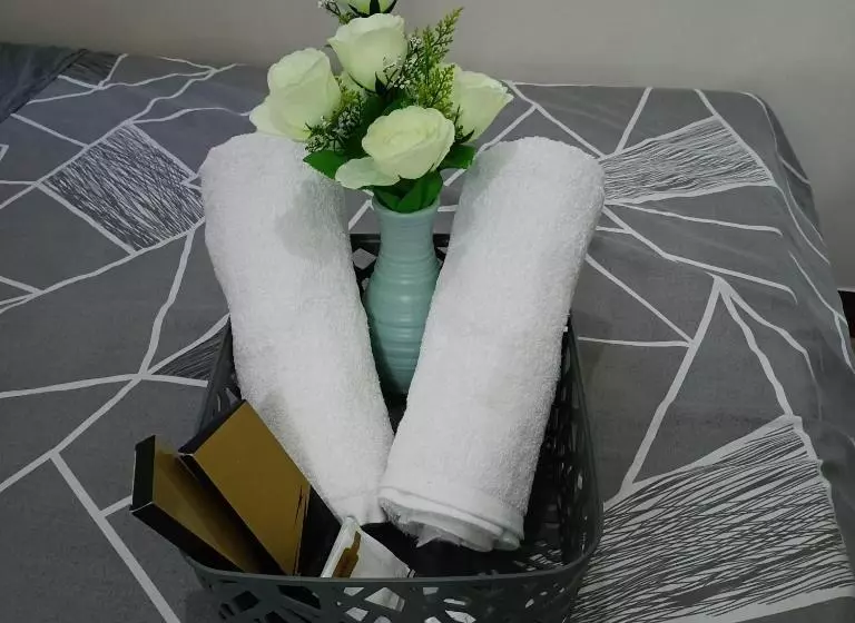 1br Aesthetic Condotel Fairview Qc