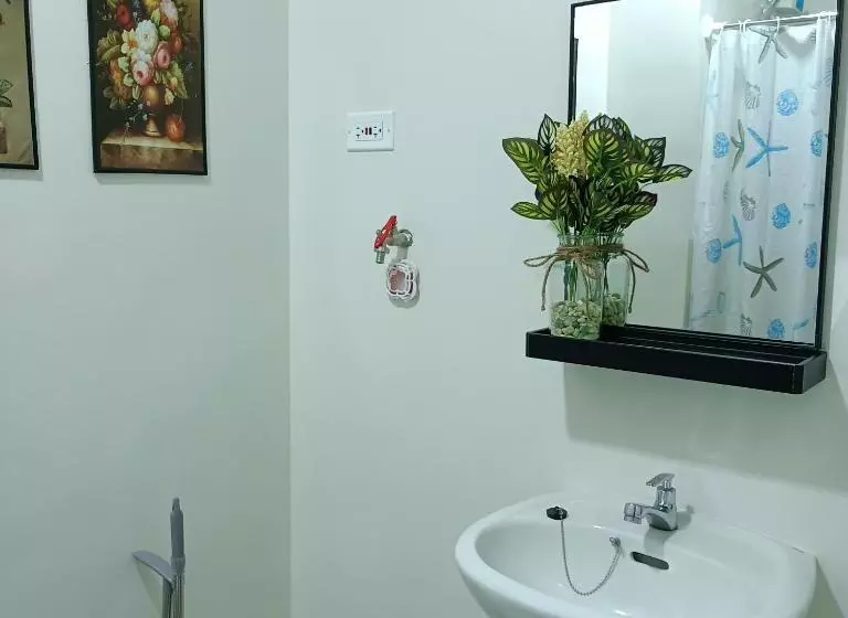 1br Aesthetic Condotel Fairview Qc
