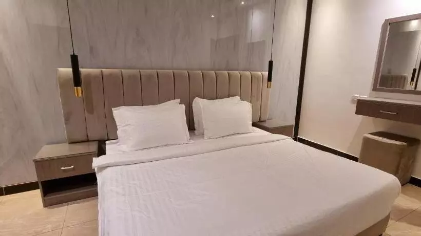 هتل مارين سويت السويدي
